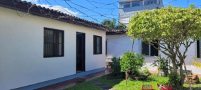 Edicula Central com ac e garagem